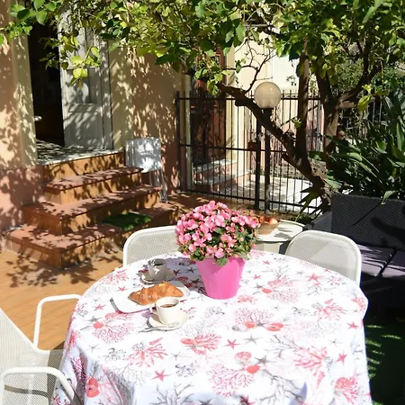 New 3bedroom With Garden And Parking Apartman *