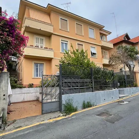 Apartman New 3bedroom With Garden And Parking
